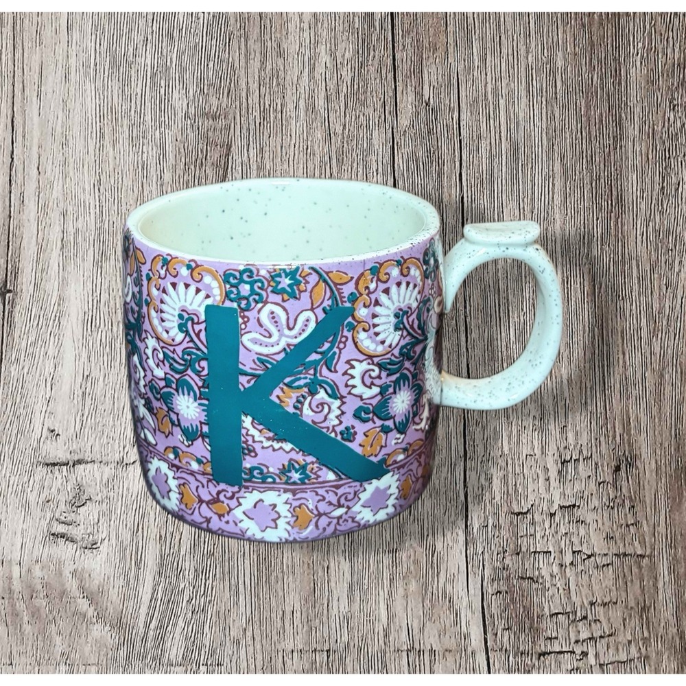 Anthropologie BLOCK PRINT Monogram Mug Letter "K" Floral Paisley THUMB REST Tea